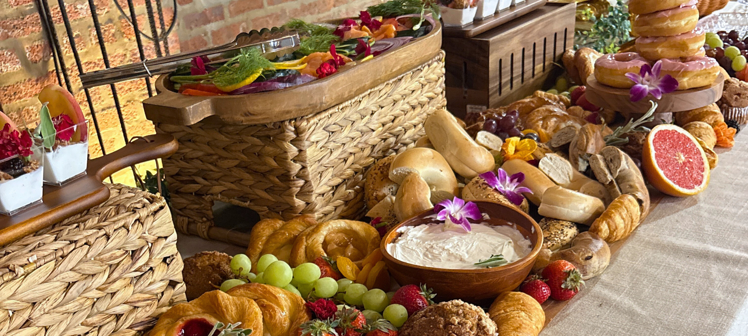 slider image slider_item_FFDKhG